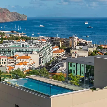 Maravilhas I By An Island Funchal (Madeira)